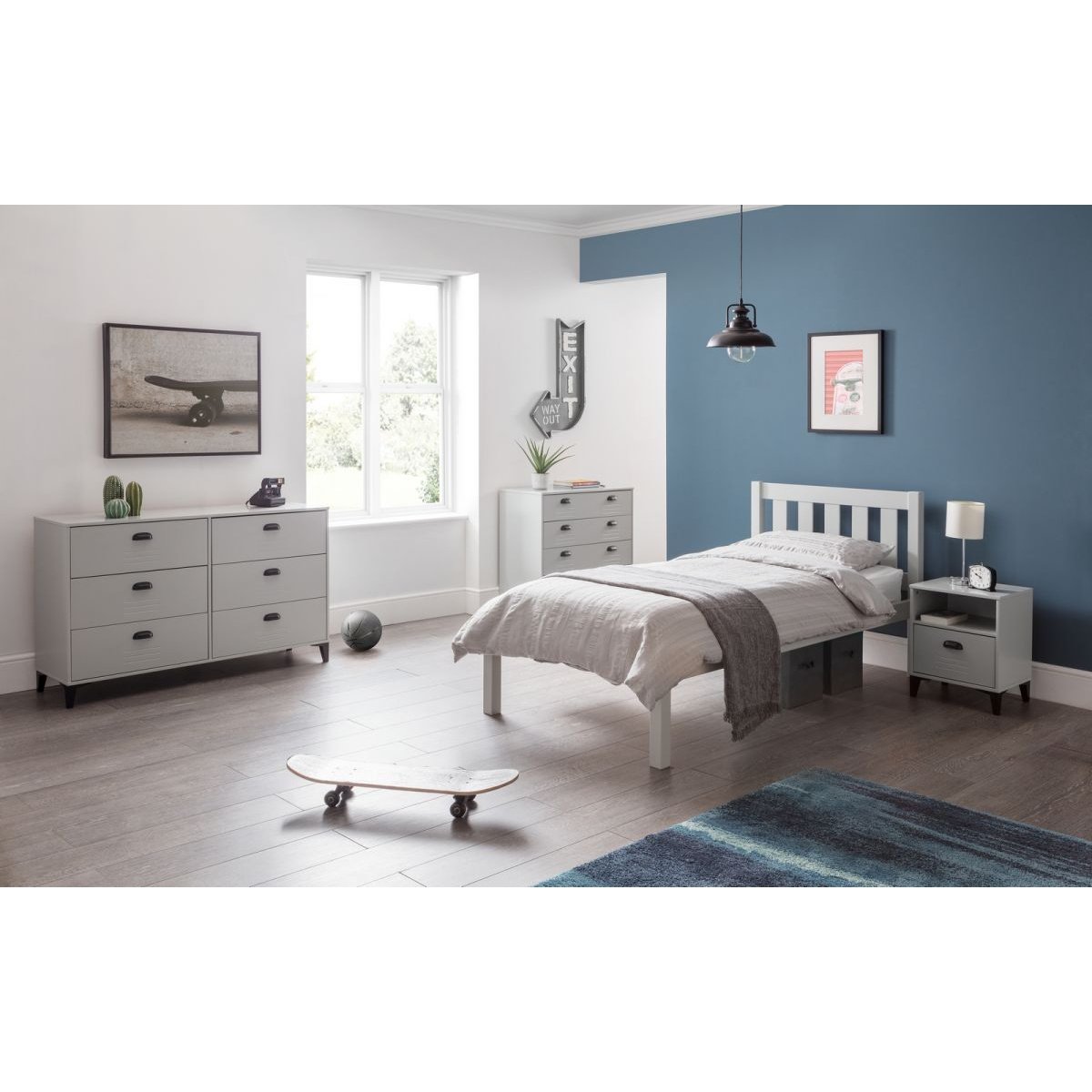 Lakers Locker 4 Drawer Chest