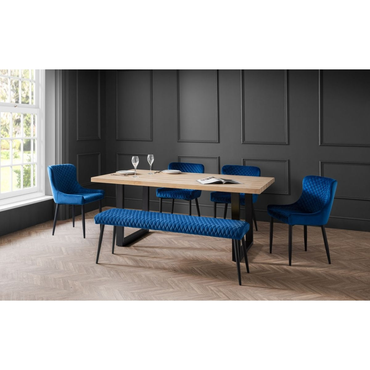 Berwick Dining Table, Luxe Low Blue Bench & 4 Luxe Blue Chairs