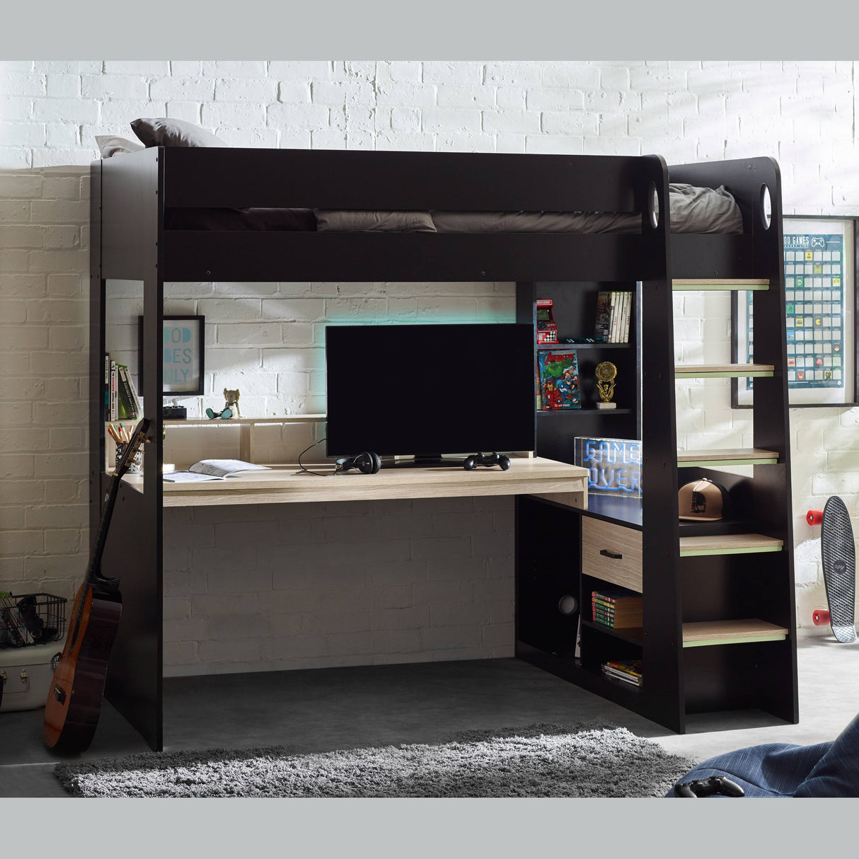 Blaze Gaming Highsleeper - Black And Pale Wood