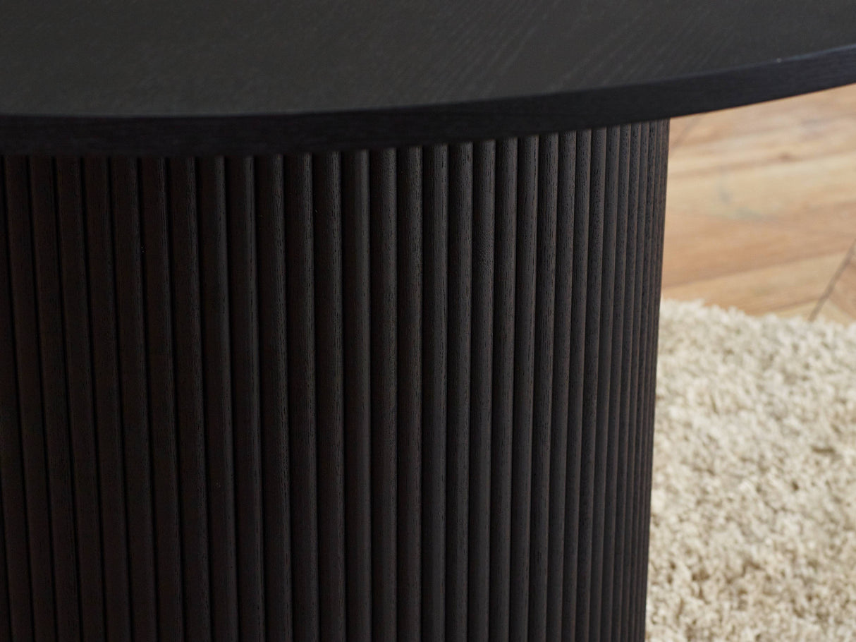 Louis Black Fluted Round Dining Table