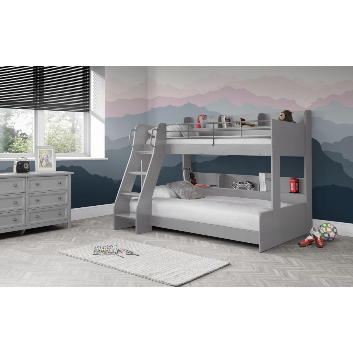 Domino Triple Sleeper - Light Grey