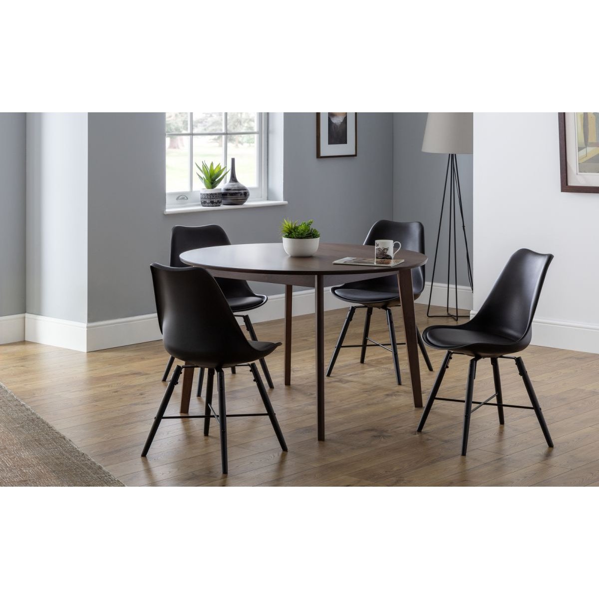 Farringdon Circular Dining Table