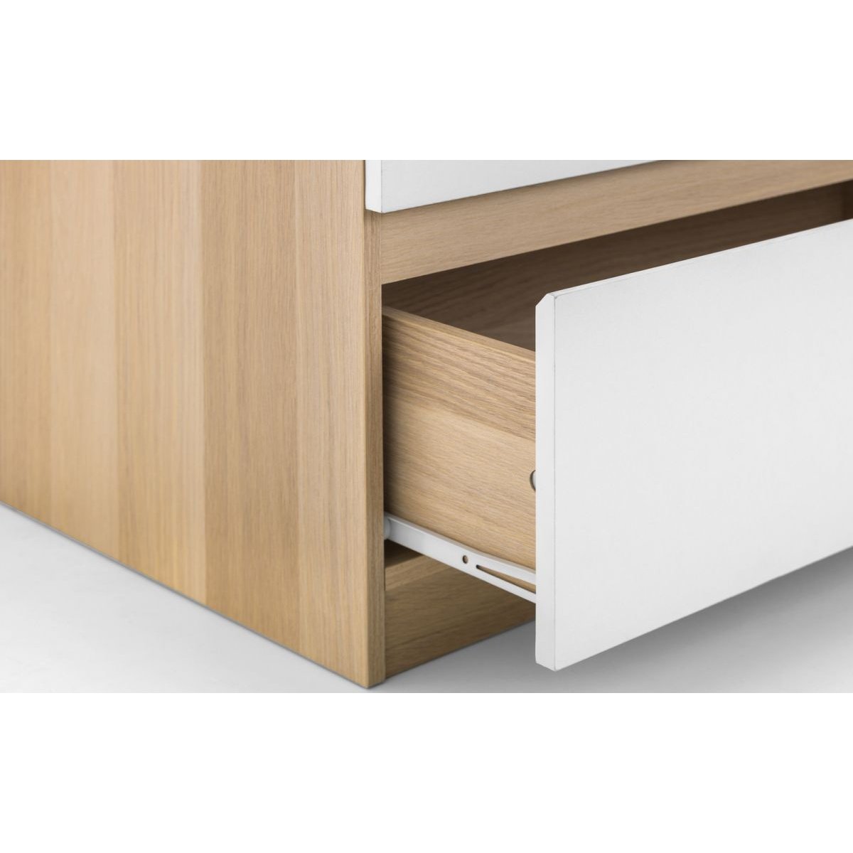 Jupiter 4 Drawer Chest - White/Oak