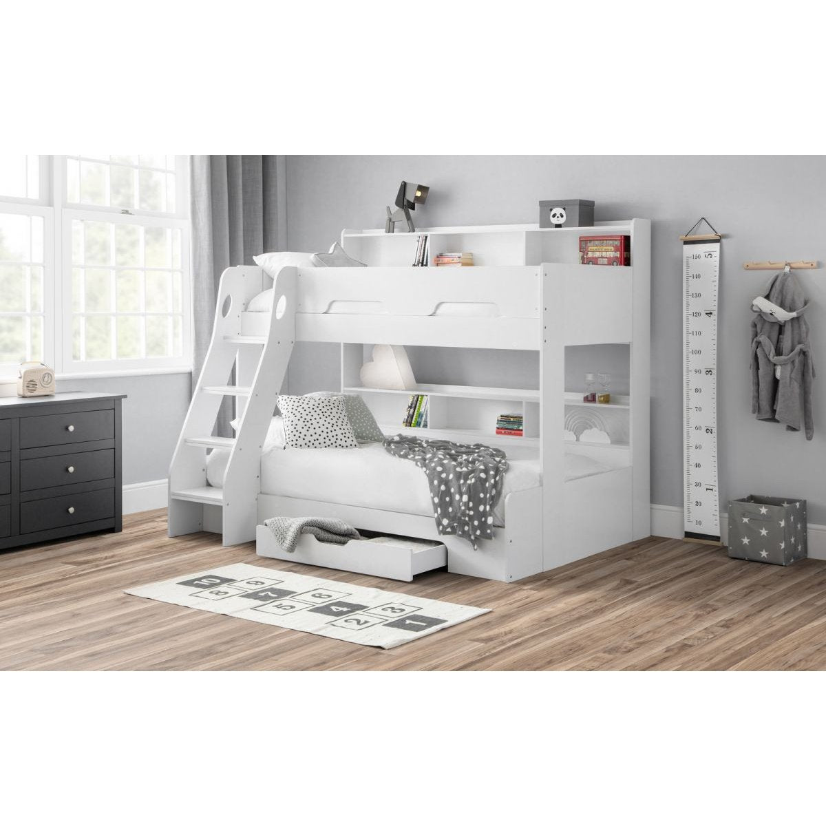 Orion Triple Sleeper - White