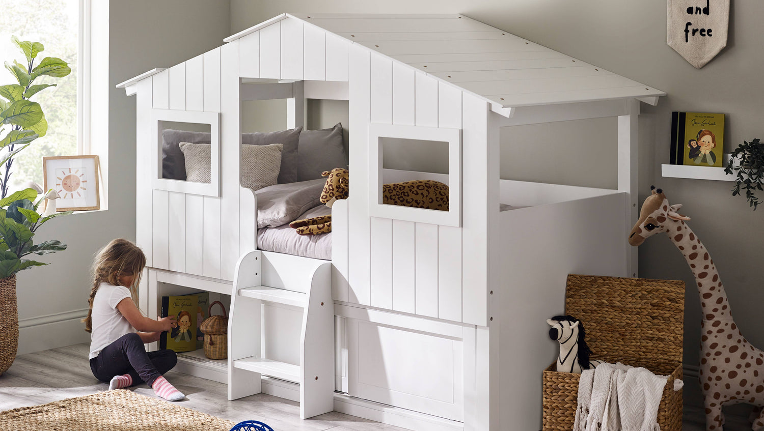 Acorn Treehouse Midsleeper and Storage Unit