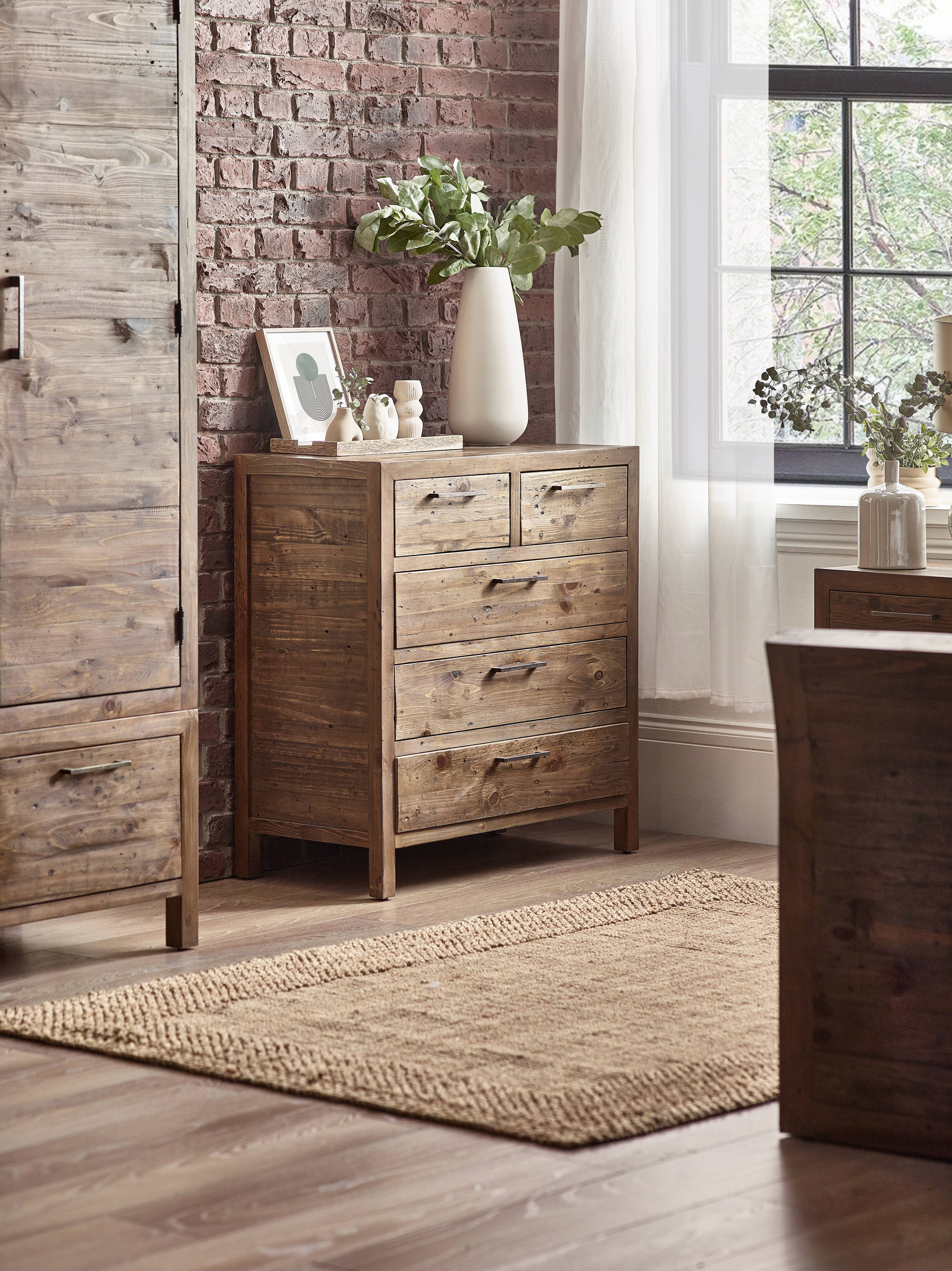 Heritage 3+2 Drawer Chest