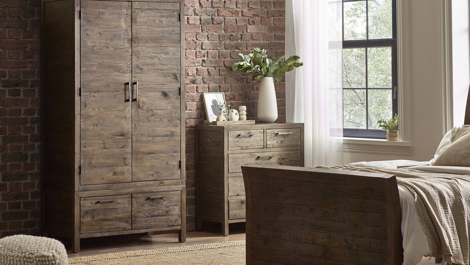 Heritage 2 Door Wardrobe