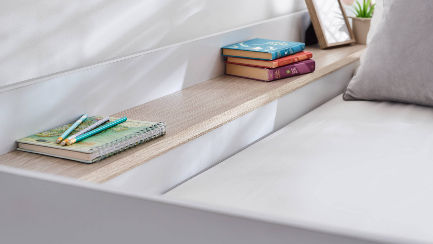 Horizon Bunk Bed - Pale Wood And White