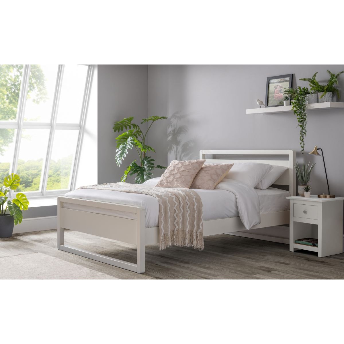 Venice Bed - Surf White